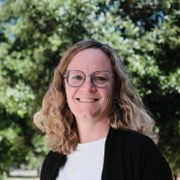 Jenny de Llobatera Email