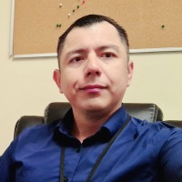 Héctor Vélez Email