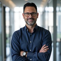 JLL Employee Alex Carr's profile photo