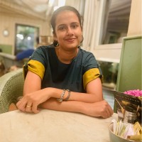 Influencing Employee Shanthipriya N's profile photo