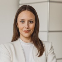 HÖVELER HOLZMANN a valantic company Employee Charlotte Inderfurth's profile photo