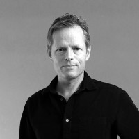 Ulf Roberts-Jones Email