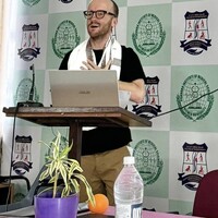 Oliver James Email & Phone Number