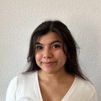 Iris Yanez Email