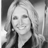 Email e telefono di Kelly Foster