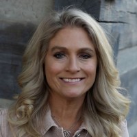 Maggie Wilson Email & Phone Number