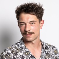 Thomas Lesnierowski Email