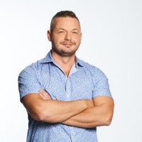 Krzysztof Kubik Email