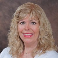 RE/MAX SUBURBAN Employee Sue Hedlund's profile photo