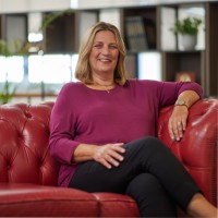 Instructus Group Employee Susanna Frost's profile photo