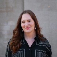 Gabriella Anesio Email