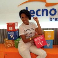 Glaucia Alves Email