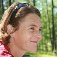 Ariane Stoop Email