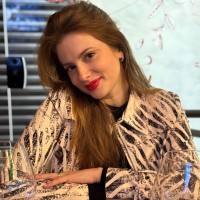 DIO Inteligência Odontológica Employee Caroline Koch's profile photo