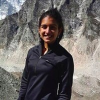 Email e telefono di Radhika Merchant