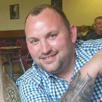 Damien Oakes Email