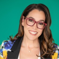 The Guitar Center Company Employee Kelly Thompson's profile photo