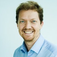 E-mail e número de telefone de Haakon Holm-Knapstad