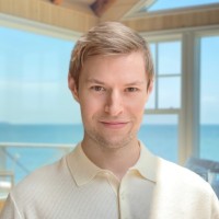 Alexander Robert Email & Phone Number