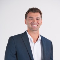 Max Davis Email & Phone Number