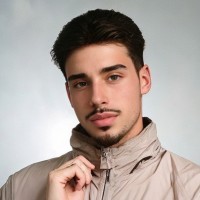 Zachariah Clauśen Email