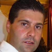 Augusto Tavares Email