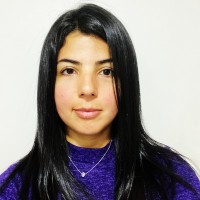 Andrea Quiñones Email