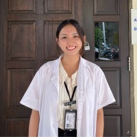 Alpro Pharmacy Sdn Bhd Employee Low Yi's profile photo