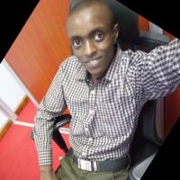 Expert IT Employee Esborn Wandaka's profile photo