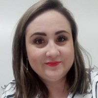 Fabiane Quadros Email