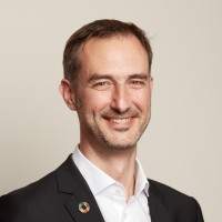 Daniel Schlögl Email & Phone Number
