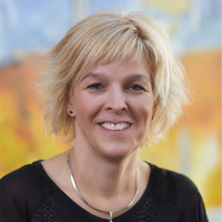 Susanne Hauser Email
