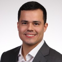 Lucas Paz Email