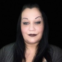 Revise Employee Melissa Schembri's profile photo