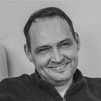 Andreas Halbach Email