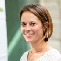 Hélène Cossic Email