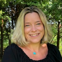 T-Mobile Employee Jenny Cox's profile photo