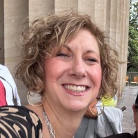 H&H Employee Dana Hecht's profile photo