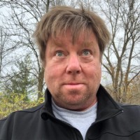 Robert Vaniten Email & Phone Number