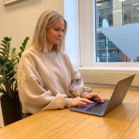 Emma Lindh Email