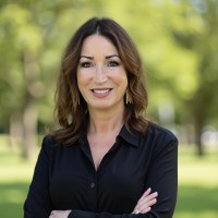 Berkshire Hathaway HomeServices RW Towne Realty Employee Regina Scott's profile photo