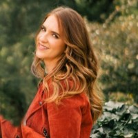 Nicole Email & Phone Number