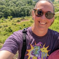 Robyn Davis Email & Phone Number