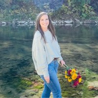 Ashlee Chapman Email & Phone Number