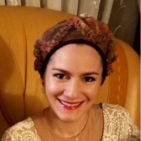 Leah Amramova Email & Phone Number