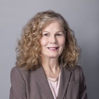 Orlando International Employee Kelly Loll's profile photo