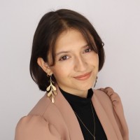 Laura Muñoz Email