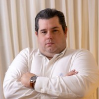 Alain Reyes Email & Phone Number