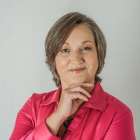 Paula Rowe Email & Phone Number
