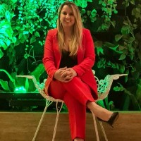 Renata Ferreira Email & Phone Number
